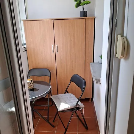 Appartamento Ns Urban Stay-studio With Balcony And Free Parking *
