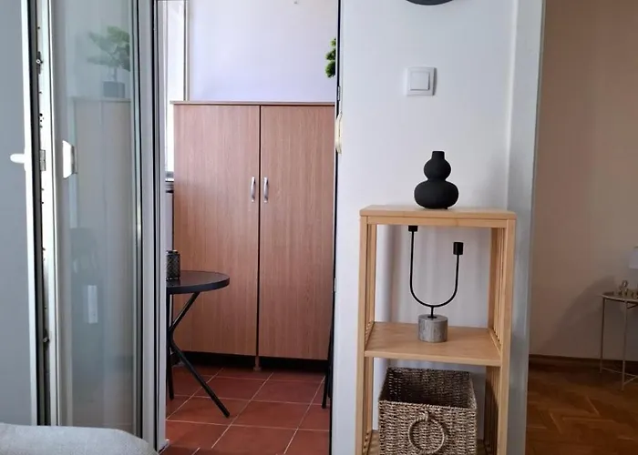 Ns Urban Stay-studio With Balcony And Free Parking Daire *