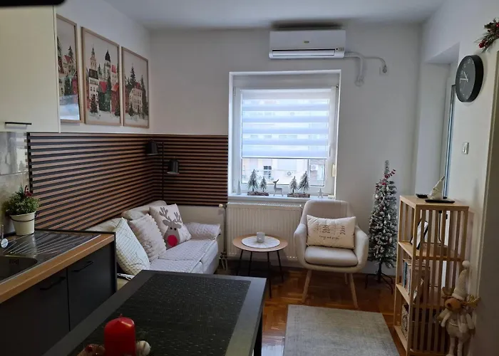 Ns Urban Stay-studio With Balcony And Free Parking *